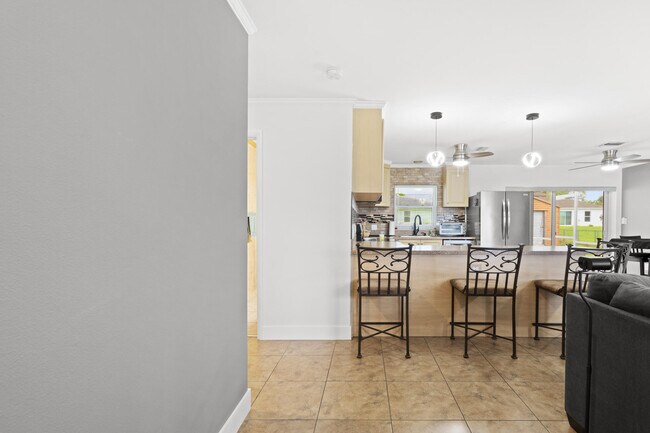 Building Photo - 1672 SW Angelico Ln