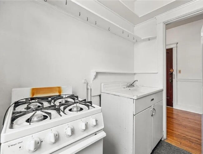 Building Photo - 69 Quint Ave