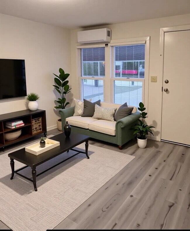 Building Photo - 214 W Marion St