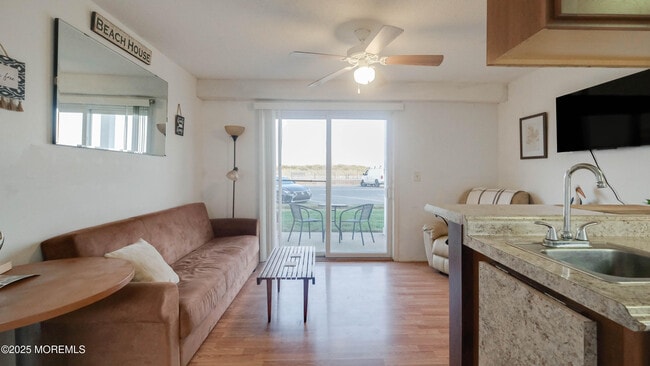 Building Photo - 100 Ocean Ave N