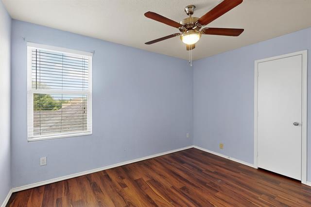 Building Photo - 621 Berry Tr
