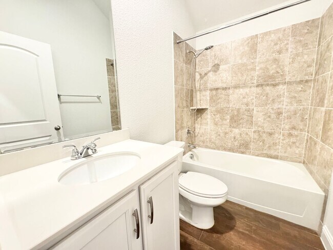 Building Photo - Argyle ISD! 3 Bed 2 Bath Home in PERFECT Location