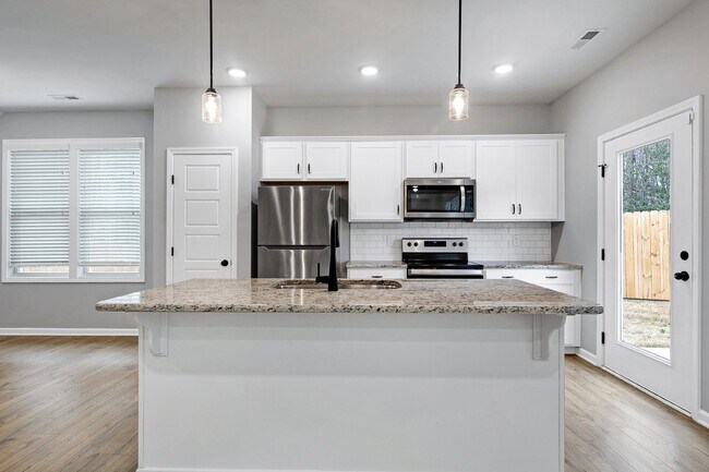 Building Photo - 38 Thunderhill, Clayton