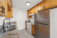 Building Photo - 2617 W. 141st Place