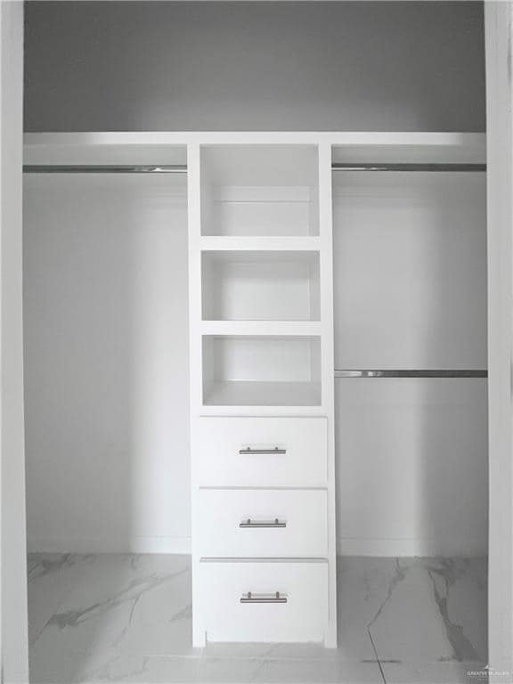 Building Photo - 29 E Kennedy Ave