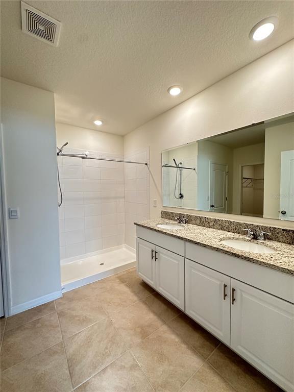 Building Photo - 1987 Cacutta Wy