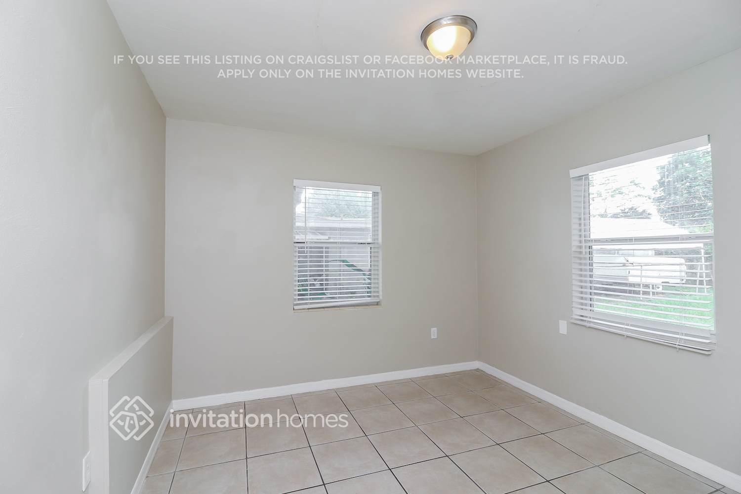 Building Photo - 4504 21st Ave W
