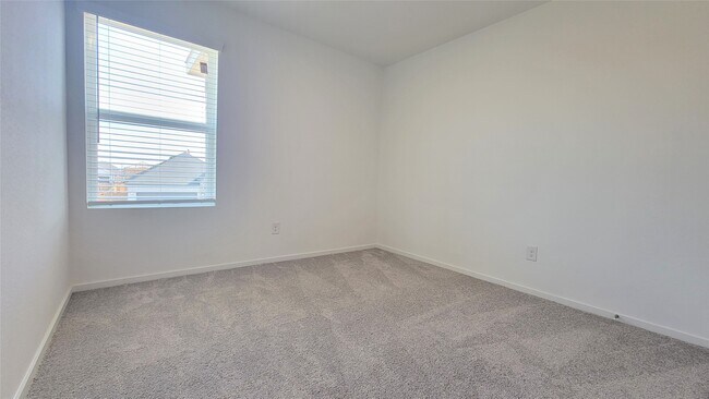 Building Photo - 27634 Spearmint Ridge Dr