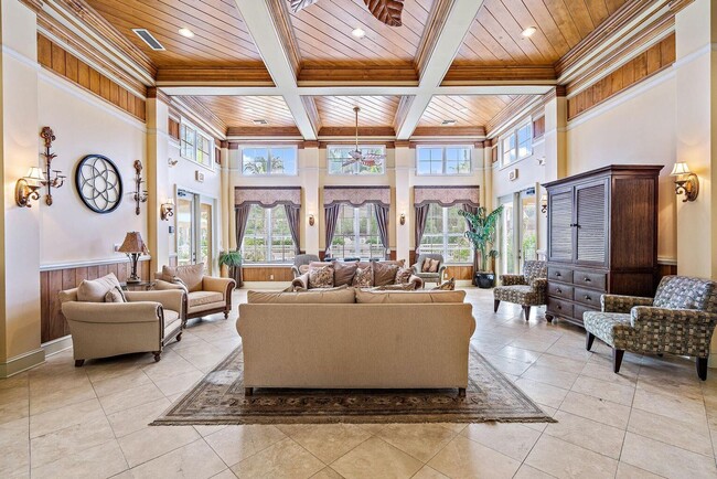 Building Photo - 255 Murcia Dr