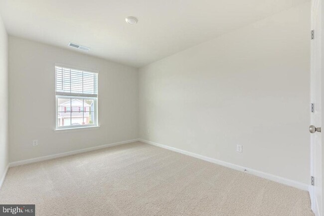 Building Photo - 110 Charing Cross Dr