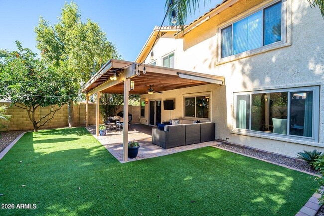 Building Photo - 9145 E Jenan Dr