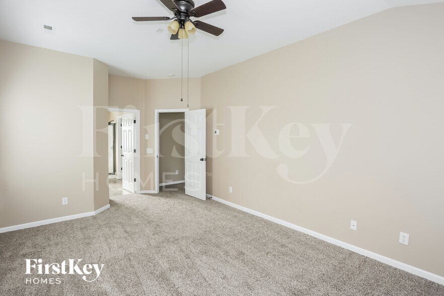 Building Photo - 10203 Fairbourne Ct