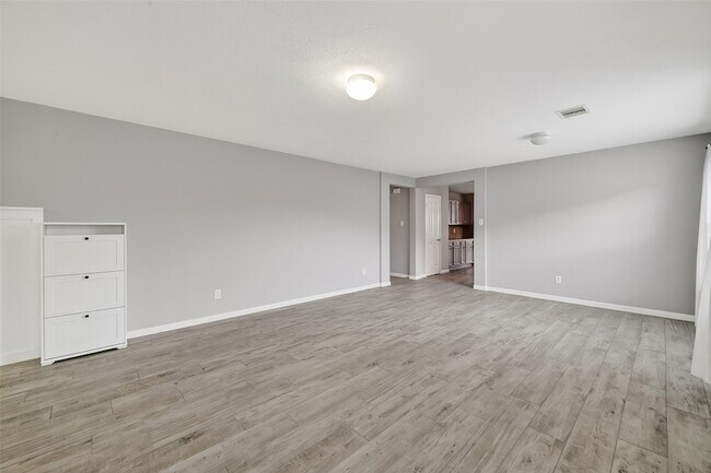 Building Photo - 20610 Moonrise River Ln
