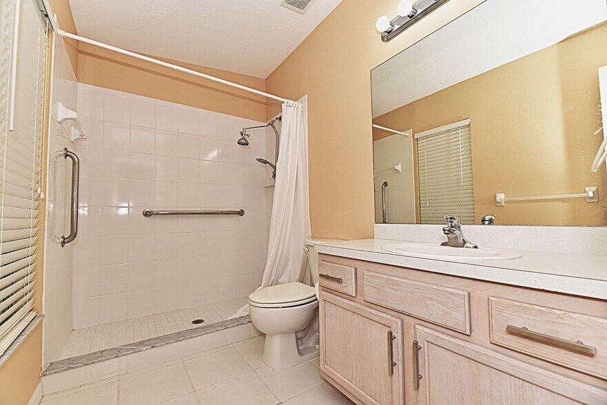 Building Photo - 14936 Salamander Pl