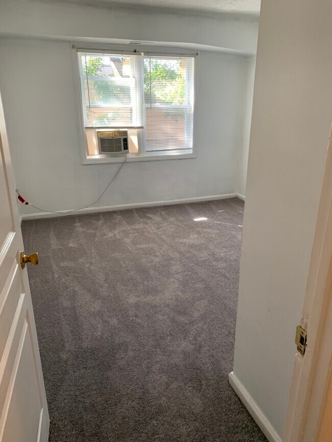 Bedroom 2 - 422 Condon Ter SE