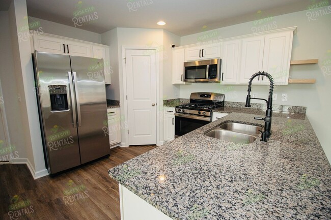 Building Photo - 3 Bedroom, 2.5 Bath in The Bluefield Commu...