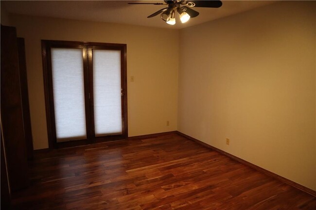 Building Photo - 4809 Timberline Dr