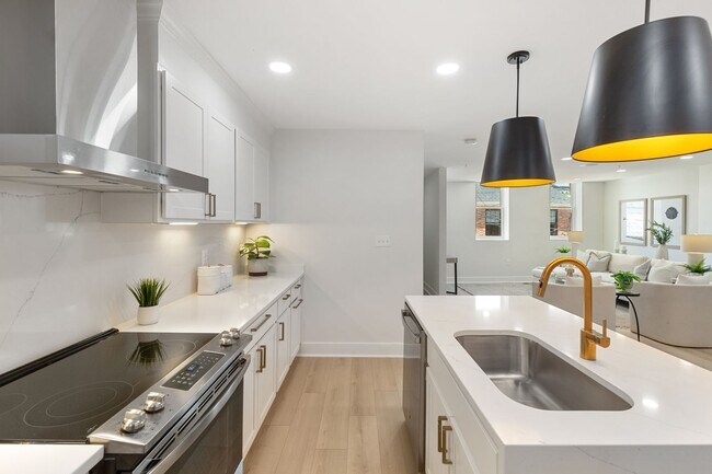 Building Photo - STUNNING 4 Level Fells Point Rowhome! WITH...