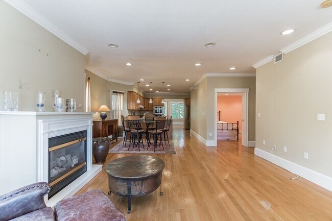 Building Photo - 73 Lexington Ave