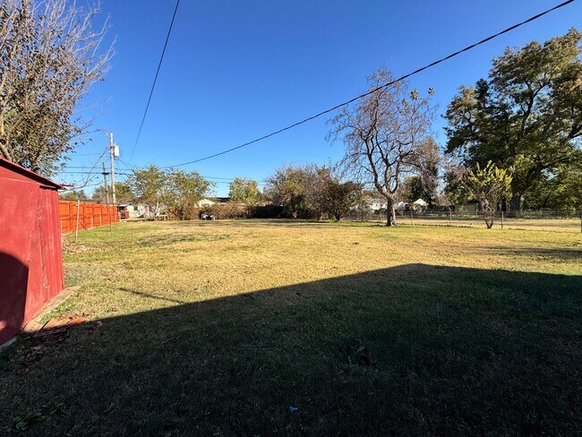 Building Photo - Charming Home for Rent