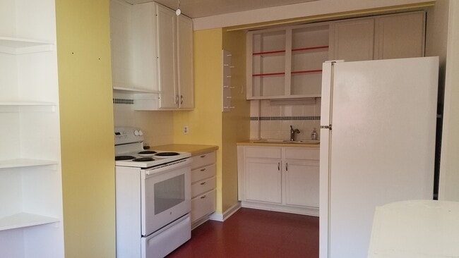 Building Photo - 2 bedroom 1 bath