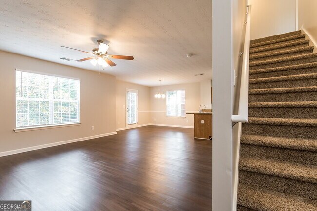 Building Photo - 1114 Dunaway Dr