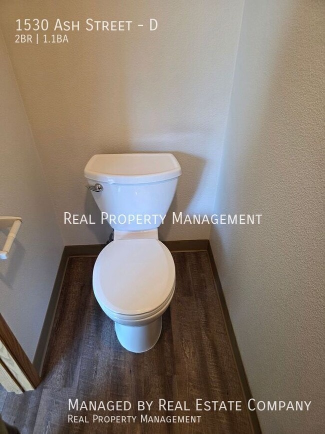 Building Photo - 1530 Ash St