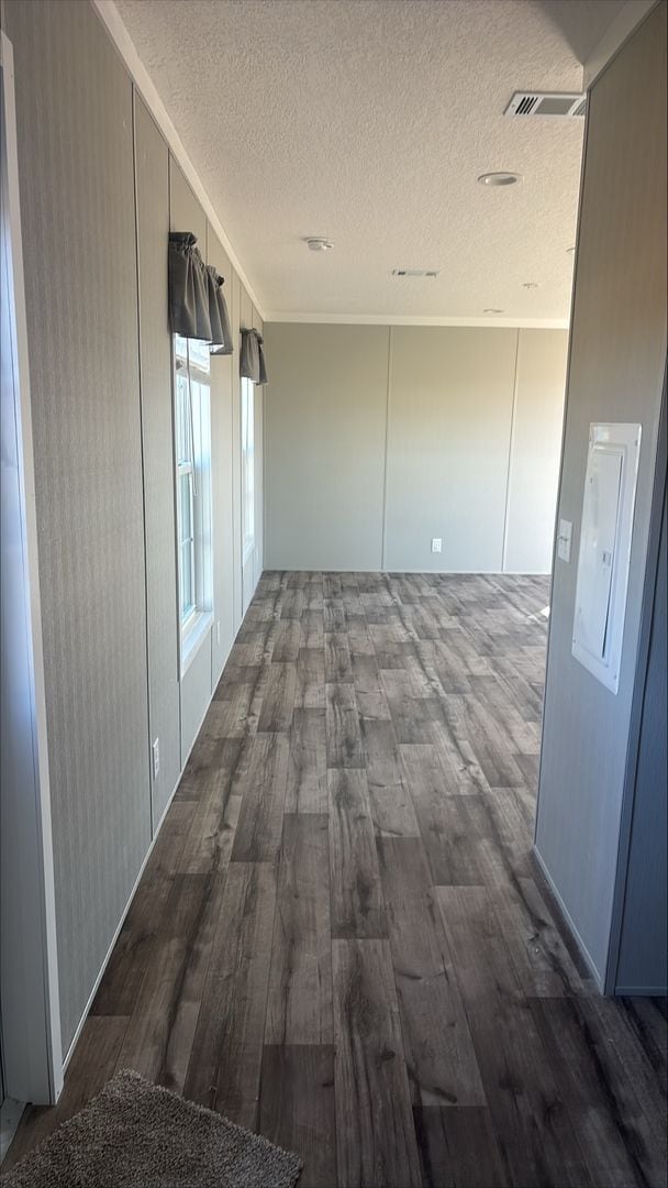 Building Photo - 2421 Caulie Harris Rd