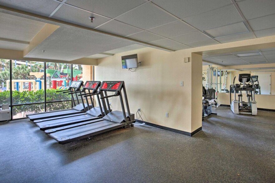 Building Photo - 6900 N Ocean Blvd