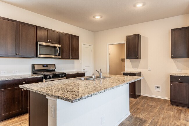 Building Photo - 13021 Kalinoski