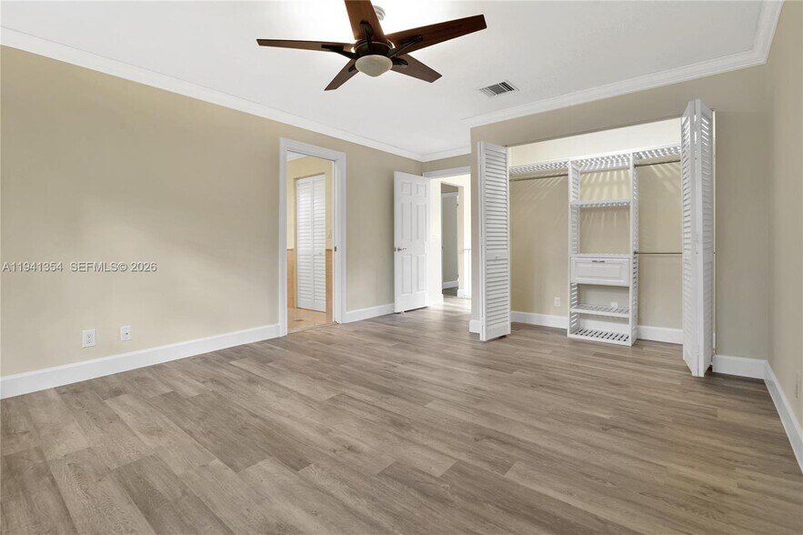 Building Photo - 3114 Kingswood Ter