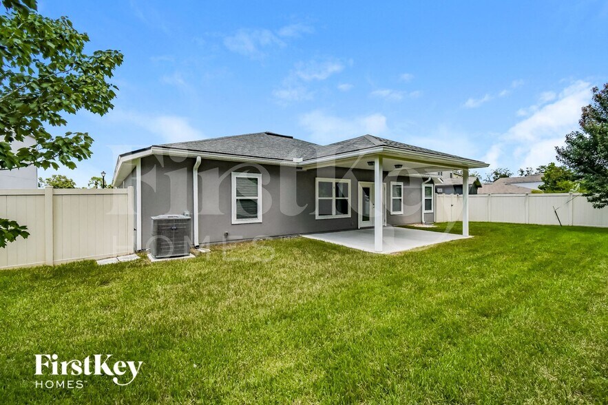 Building Photo - 388 Gillespie Gardens Dr