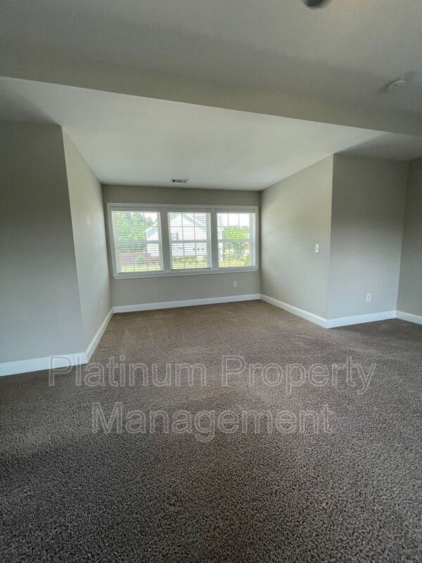 Building Photo - 1805 Warrington Way