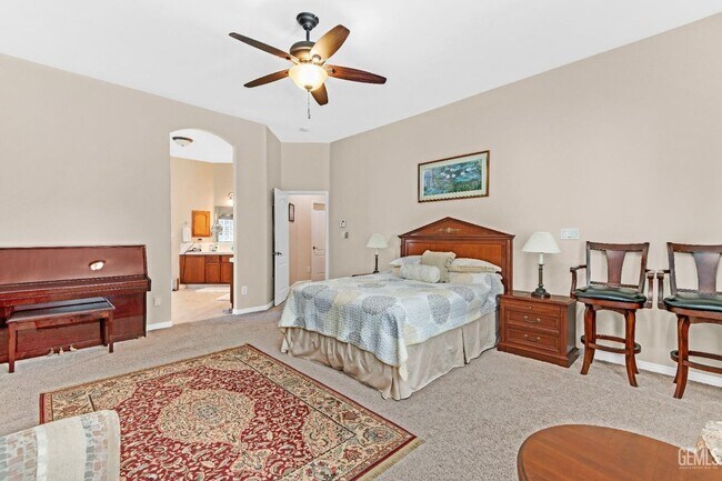 Building Photo - Brighton Estates Luxury 4-Bedroom Home wit...