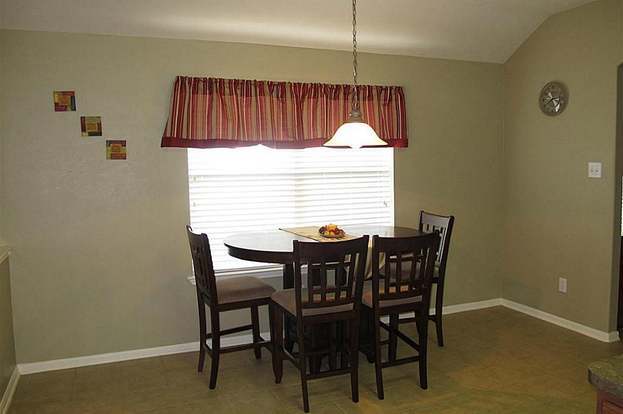 Building Photo - 6218 Menor Crest Dr