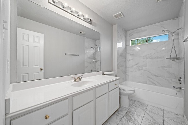 Building Photo - 3321 Sapling Oak Dr