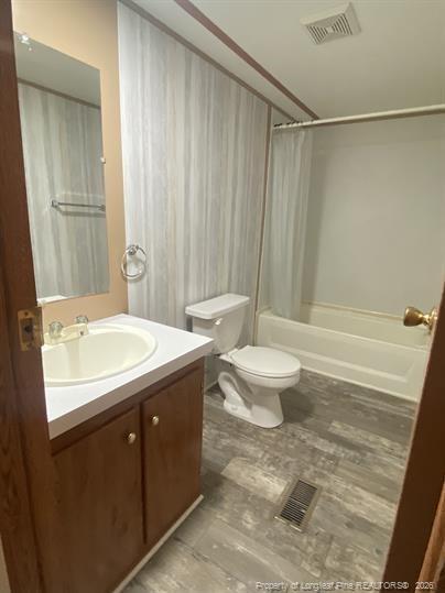 Building Photo - 2894 Lake Upchurch Dr