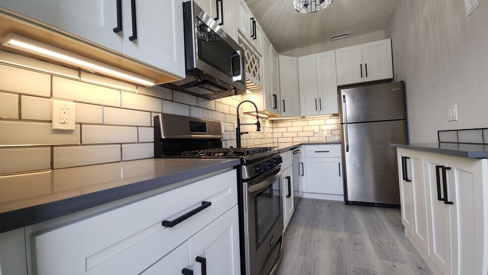 Building Photo - 7507 Oxford Dr