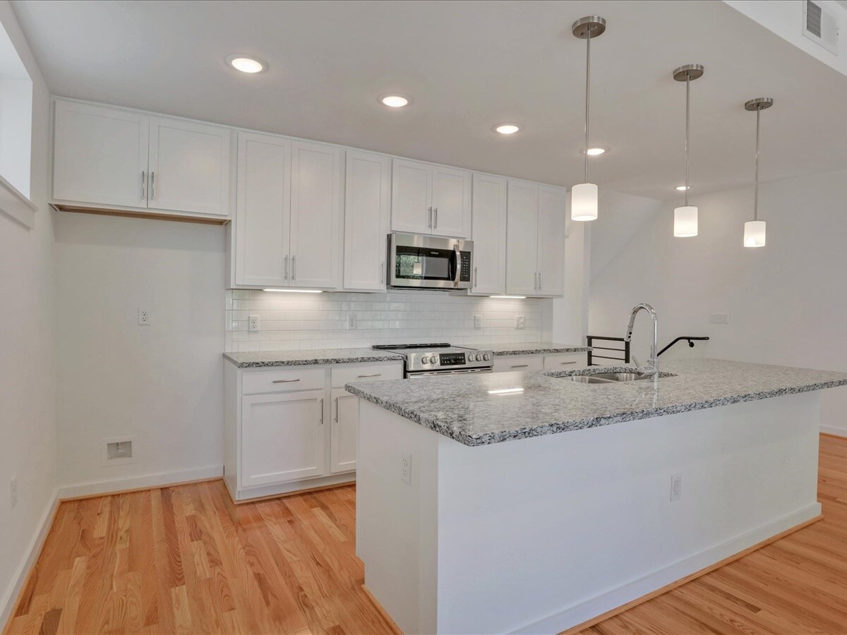 Refrigerator included - 1215 Bainbridge St