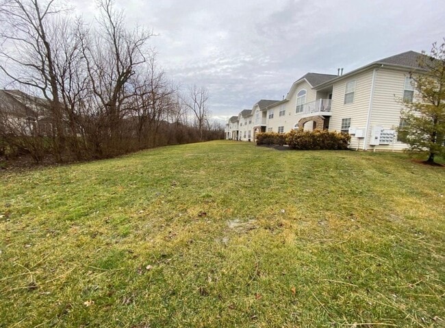 Building Photo - 4945 Ivyvine Blvd