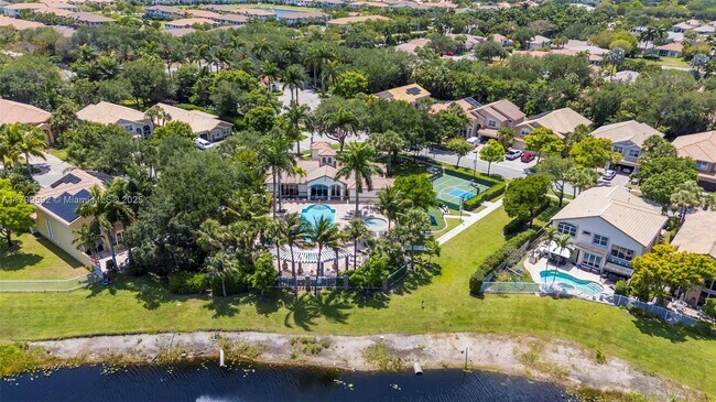 Building Photo - 5050 Greenwich Preserve Ct