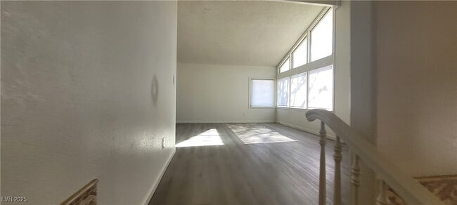 Building Photo - 2784 Belcastro St