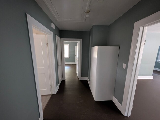 Building Photo - Cozy 2 bedroom