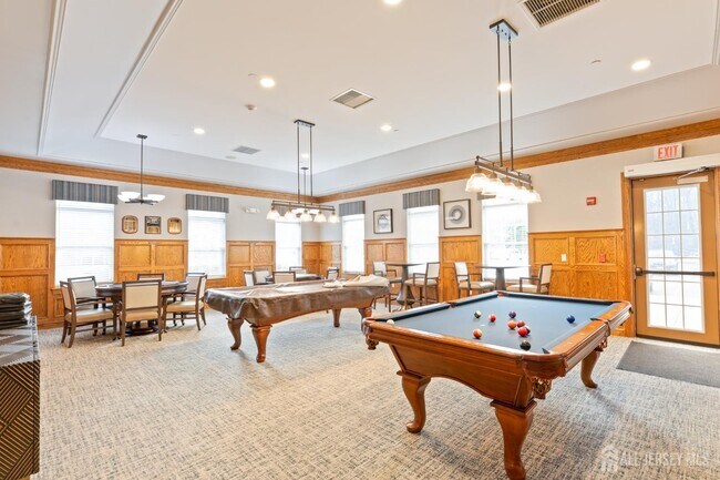 Building Photo - 115 Andover Dr