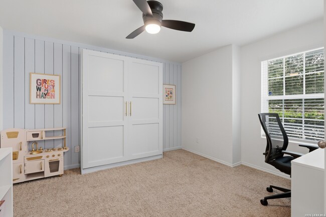 Building Photo - 5125 Blue Ivy