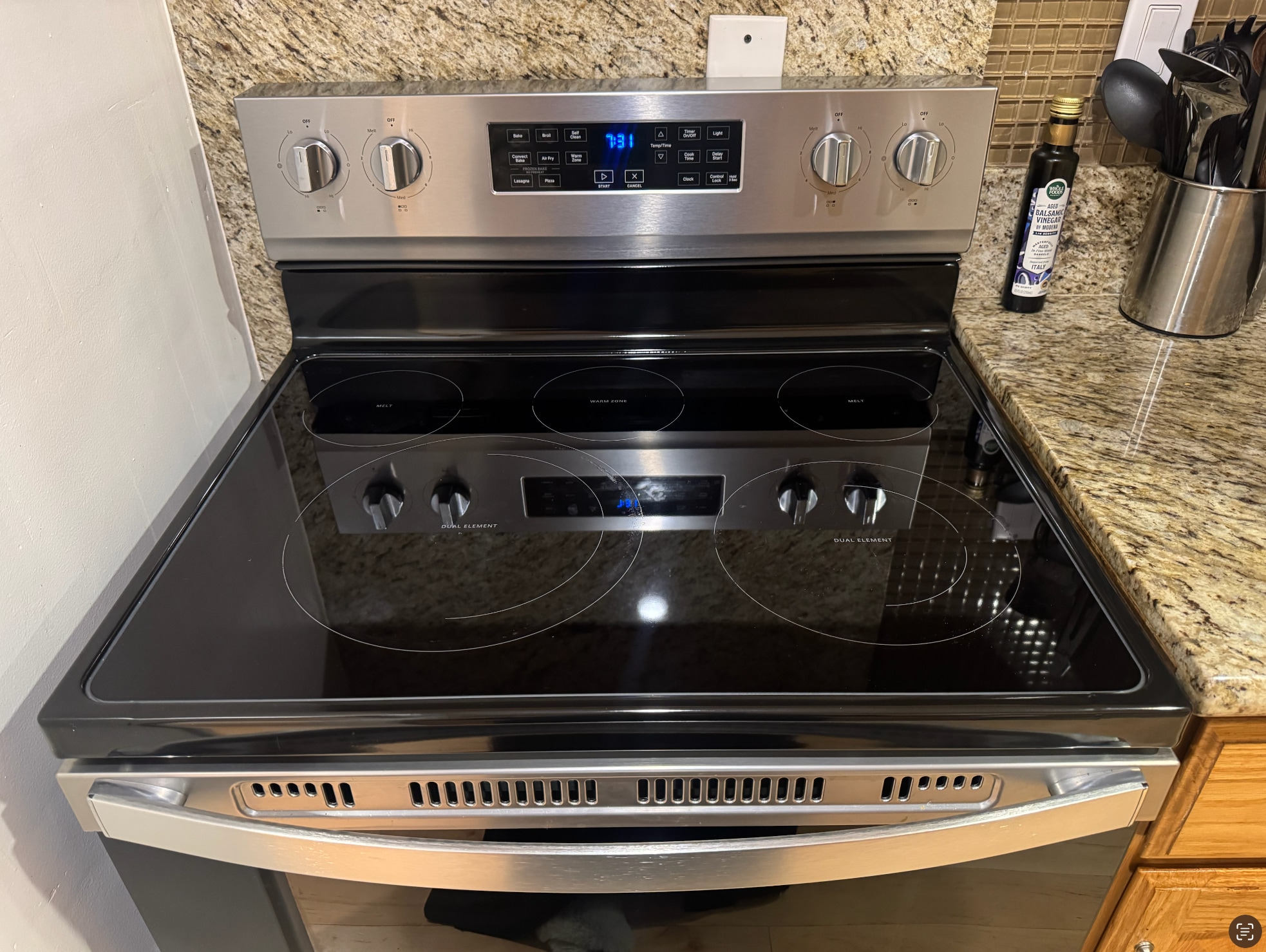 New Stove - 8550 Holloway Dr