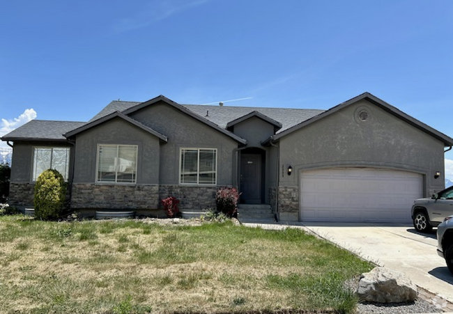 Building Photo - 3988 S Lake Vista Dr