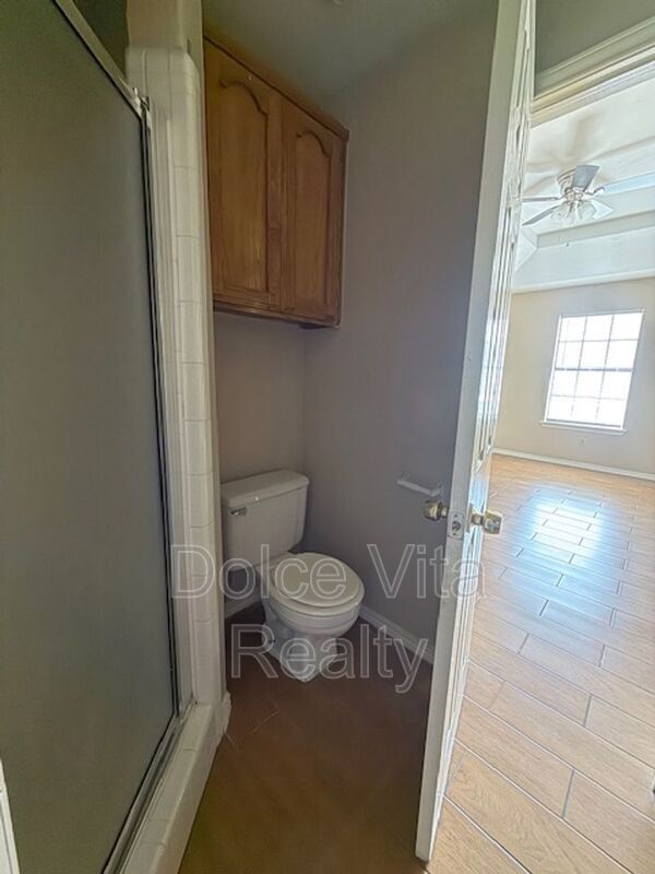 Building Photo - 4105 N 24th Ln