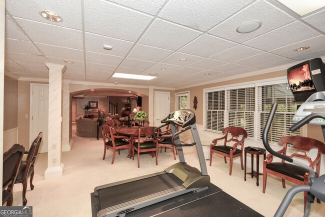 Building Photo - 1640 Lazy River Ln