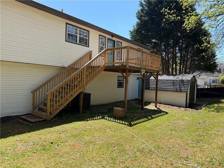 Building Photo - 934 Bay Ridge Dr